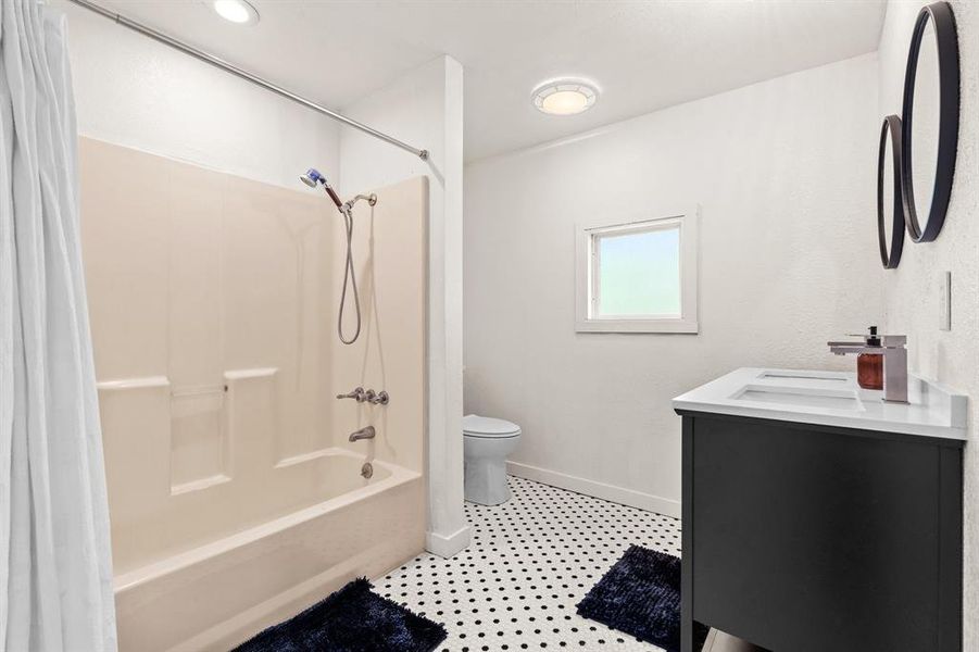 Furnished interior view inside a new home in , Azle (Image 28). Furnished interior view inside a new home in , Azle (Image 28).