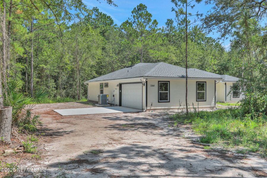 Image 35 of a home in .