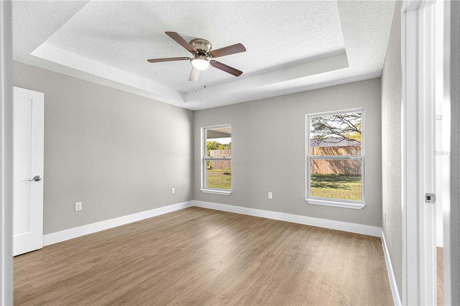 Spacious, unfurnished interior of a new home in , Ocklawaha (Image 27).