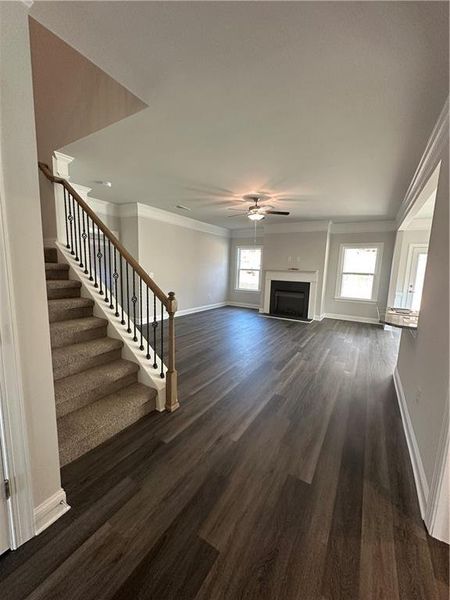 Spacious, unfurnished interior of a new home in Mirror Lake at South Harbour, Villa Rica (Image 14).