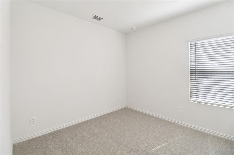 Spacious, unfurnished interior of a new home in Lakehaven - Spring Series, Farmersville (Image 14).