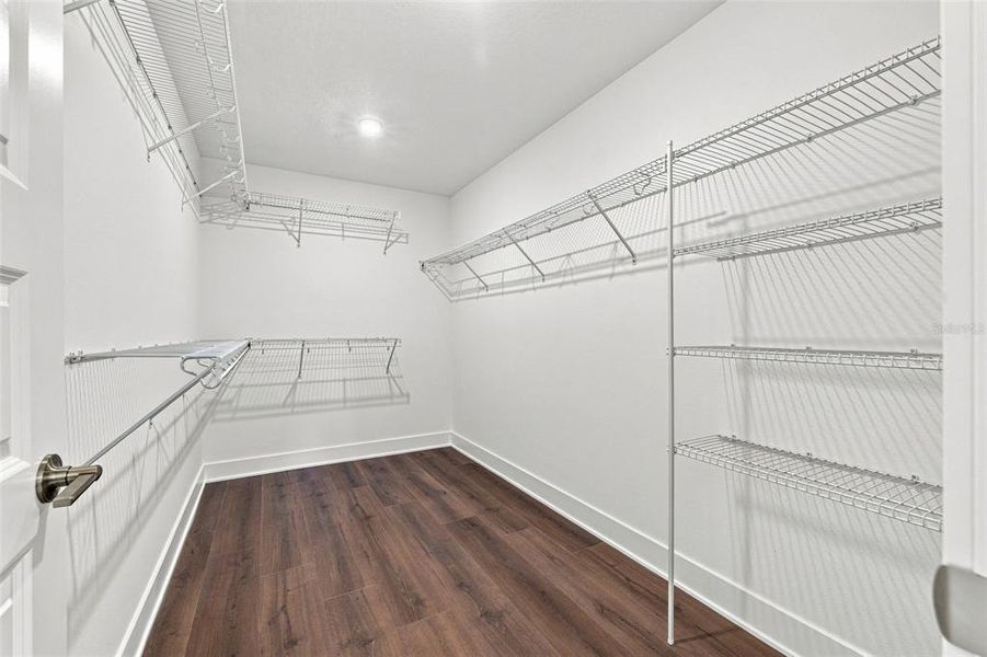 Spacious, unfurnished interior of a new home in , St. Petersburg (Image 26).