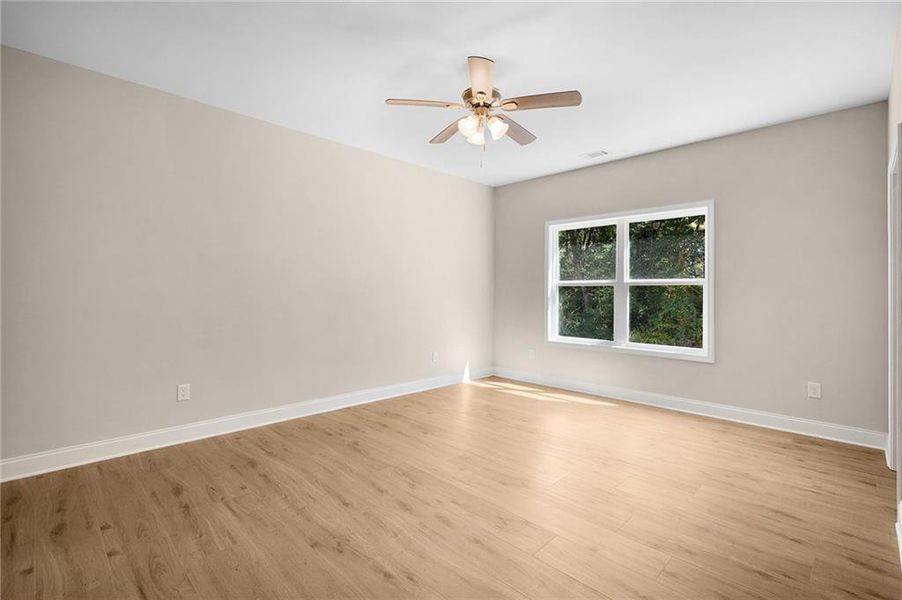 Spacious, unfurnished interior of a new home in , Calhoun (Image 20).