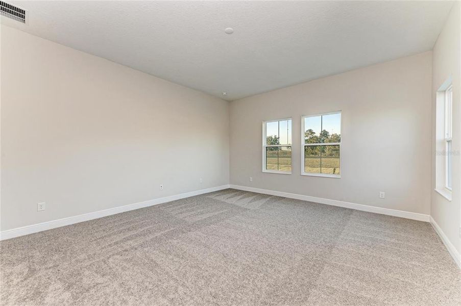 Spacious, unfurnished interior of a new home in Triple Creek, Riverview (Image 21). Spacious, unfurnished interior of a new home in Triple Creek, Riverview (Image 21).