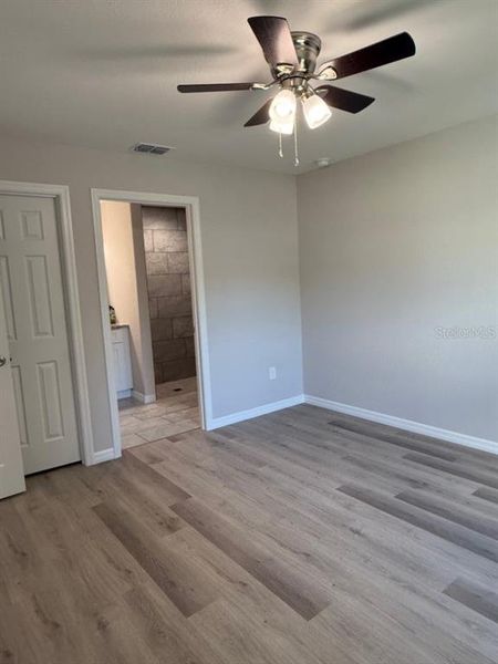 Spacious, unfurnished interior of a new home in , Dunnellon (Image 18).