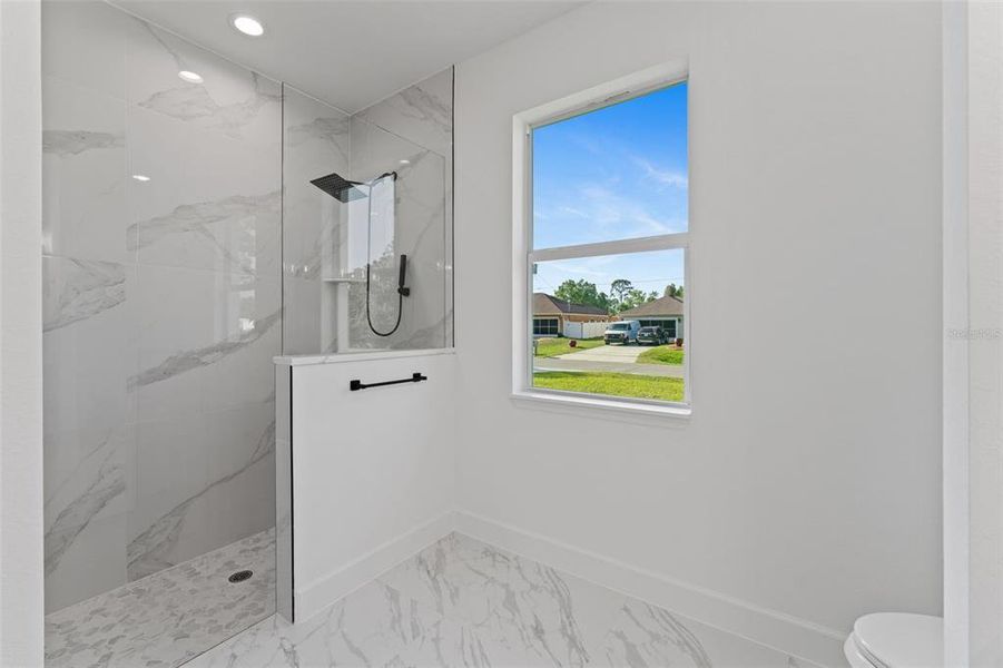 Image 43 of a home in .