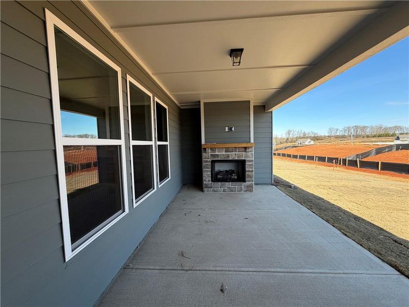 Exterior details and patio area of a home in , Jefferson (Image 4).