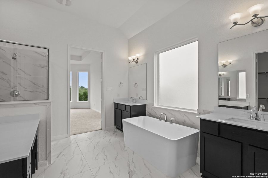 Furnished interior view inside a new home in Homestead 75', Schertz (Image 15).