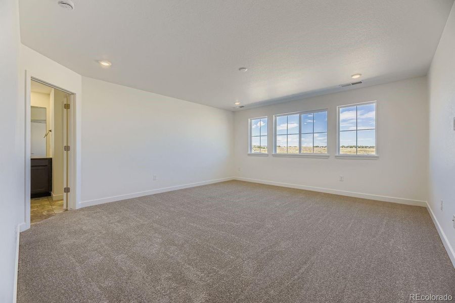 Spacious, unfurnished interior of a new home in Ken-Caryl Ranch: The Monarch Collection, Littleton (Image 8). Spacious, unfurnished interior of a new home in Ken-Caryl Ranch: The Monarch Collection, Littleton (Image 8).