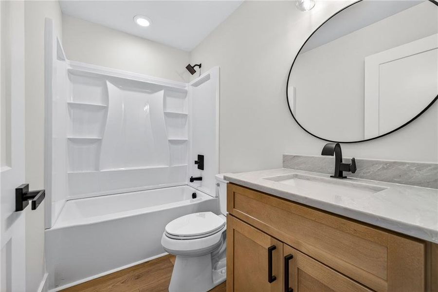 Furnished interior view inside a new home in , Gainesville (Image 8).