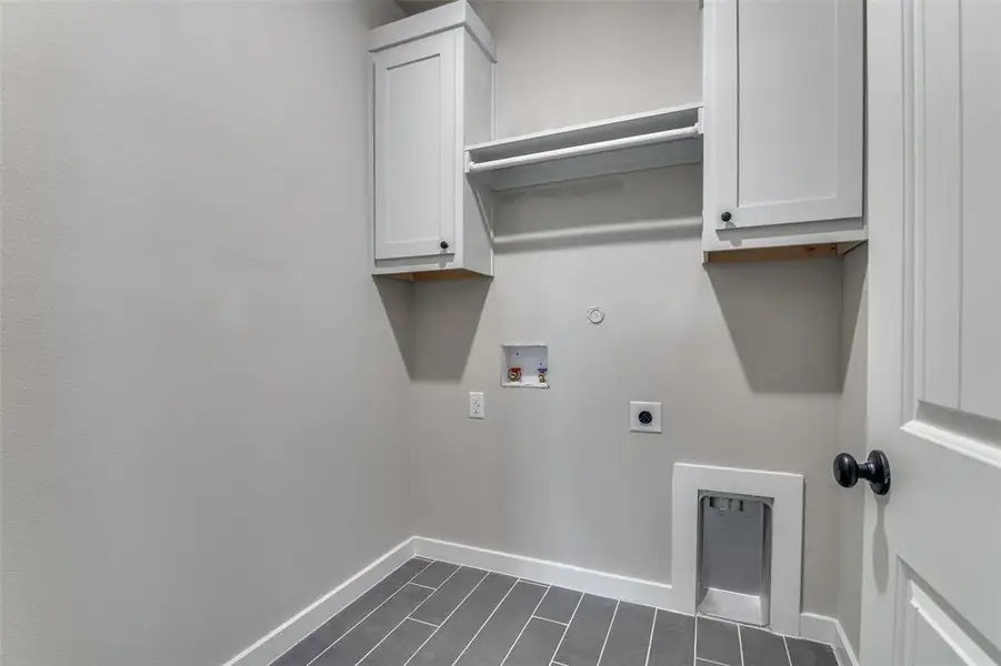 Spacious, unfurnished interior of a new home in , Trinidad (Image 22).