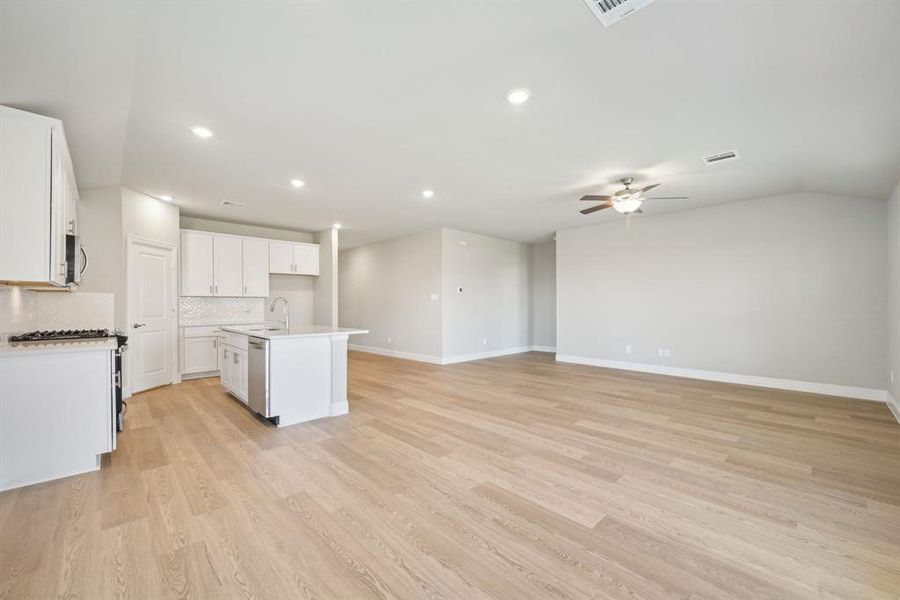 Photo is not of the actual home, but is an inspirational photo of builder’s model home and may depict options, furnishings, and/or decorator features that are not included.