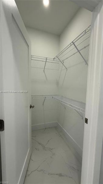 Image 27 of a home in .