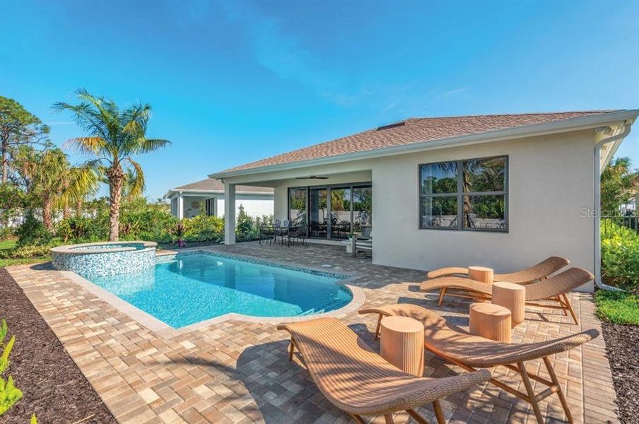 Exterior details and patio area of a home in , Fort Myers (Image 3).