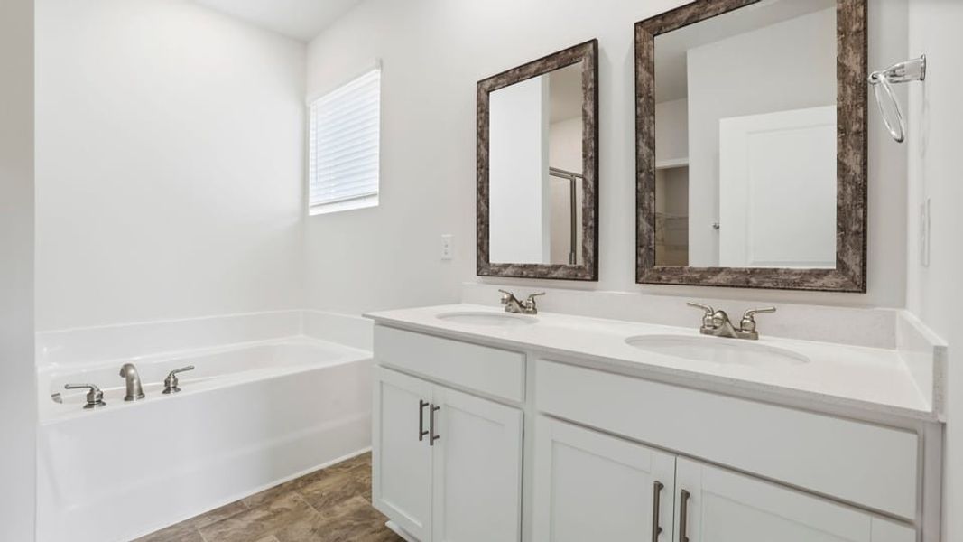 Furnished interior view inside a new home in Sherwood Gardens, Landrum (Image 12).