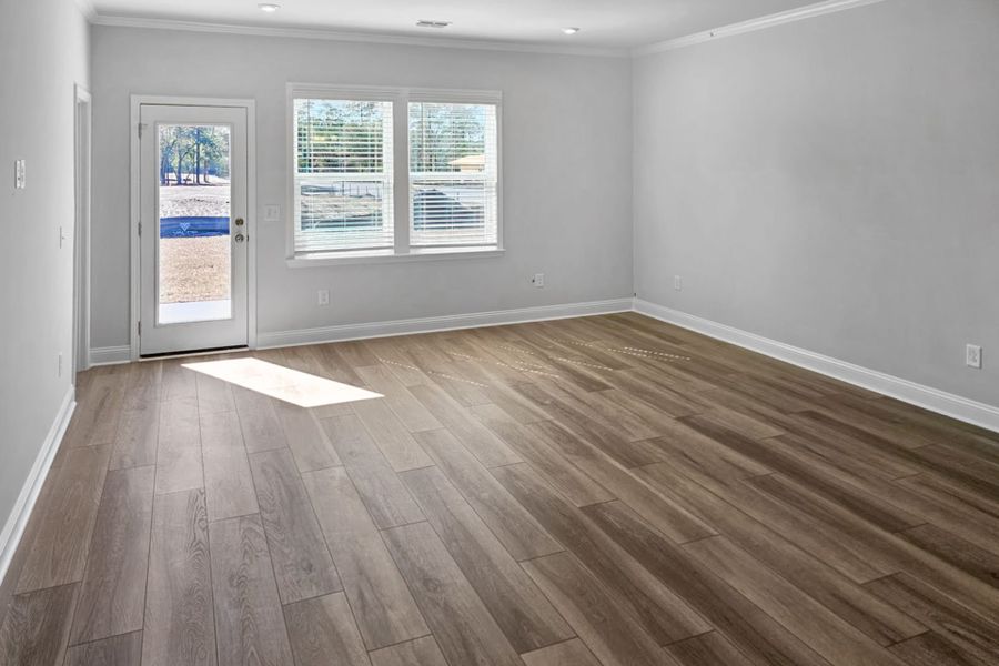 Spacious, unfurnished interior of a new home in Solserra, Shallotte (Image 9).