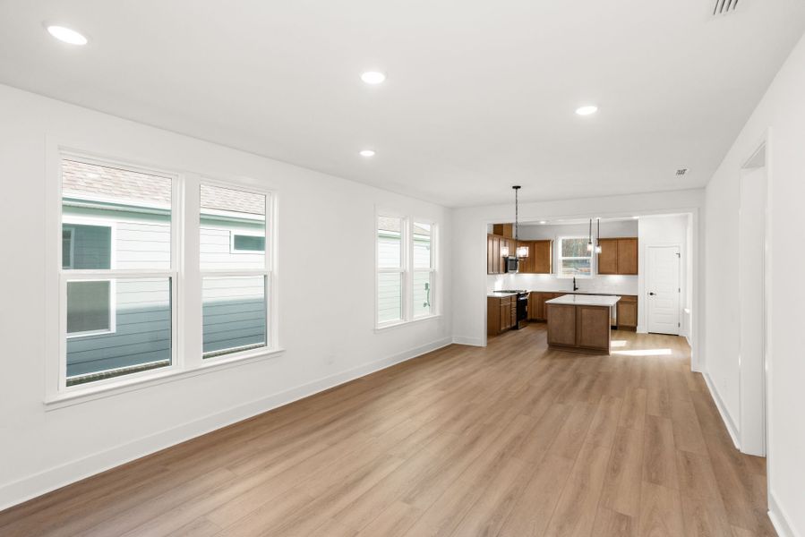 Spacious, unfurnished interior of a new home in Del Webb Barton Village, Lebanon (Image 11). Spacious, unfurnished interior of a new home in Del Webb Barton Village, Lebanon (Image 11).