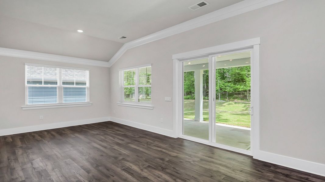 Representative unfurnished interior of a home built from the LITCHFIELD by D.R. Horton in Shell Pointe, Gilbert (Image 13). Representative unfurnished interior of a home built from the LITCHFIELD by D.R. Horton in Shell Pointe, Gilbert (Image 13).