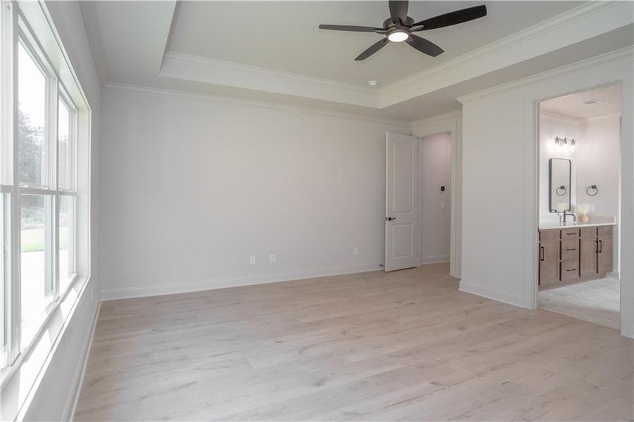 Spacious, unfurnished interior of a new home in , Greensboro (Image 31).