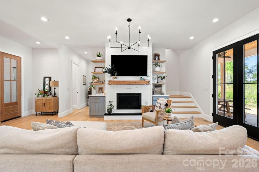 Furnished interior view inside a new home in , Rockwell (Image 7).