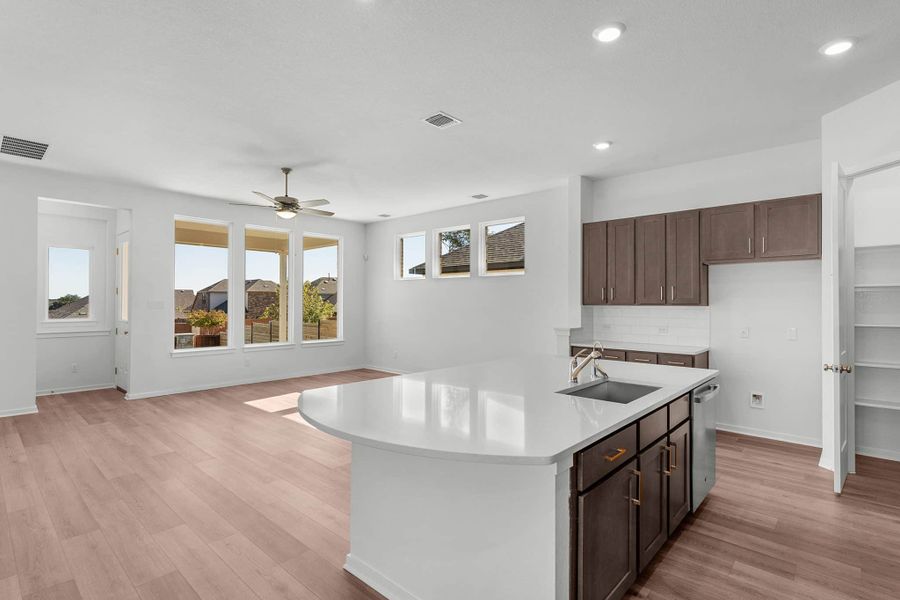 Furnished interior view inside a new home in Highland Village, Georgetown (Image 5).