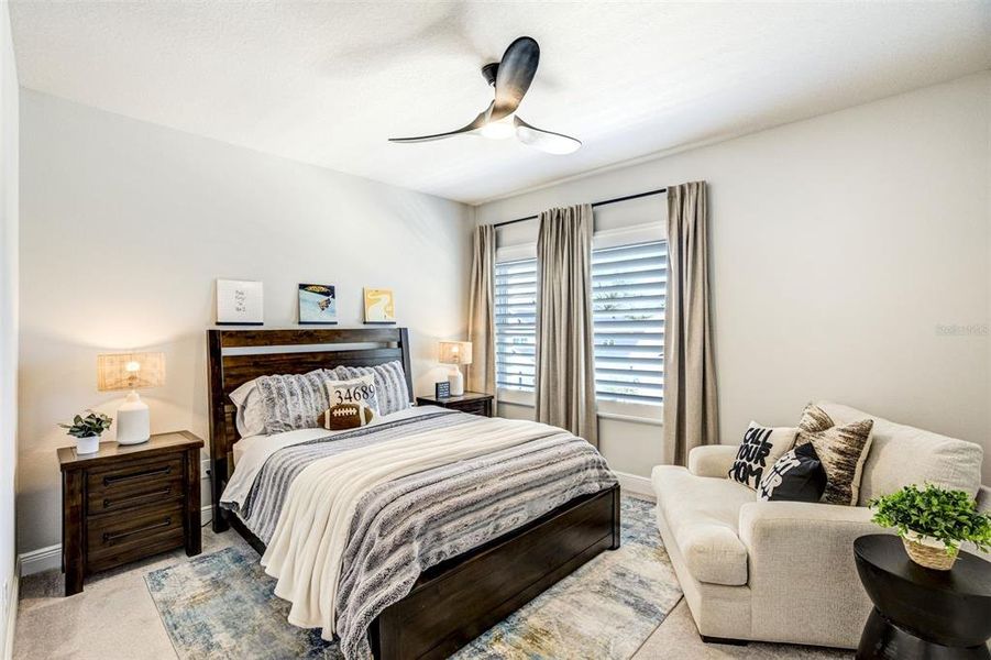 Furnished interior view inside a new home in , Tarpon Springs (Image 22).