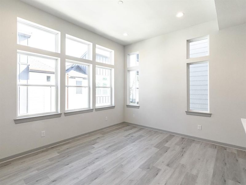 Image 14 of a home in The Emile District.