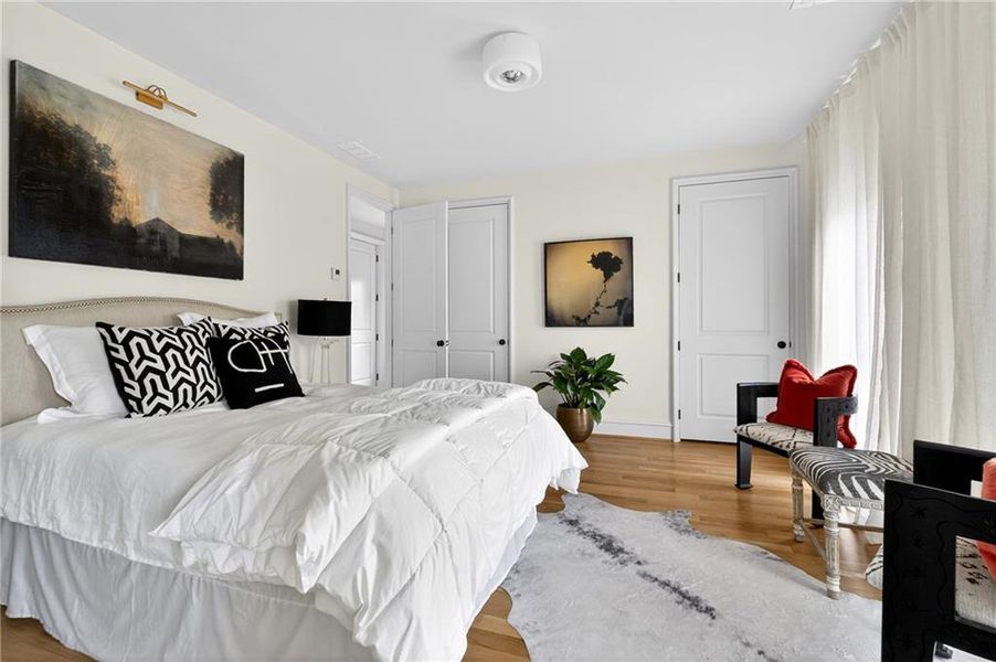 Furnished interior view inside a new home in Delmont, Atlanta (Image 48). Furnished interior view inside a new home in Delmont, Atlanta (Image 48).