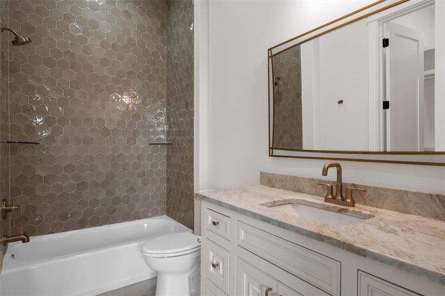 Furnished interior view inside a new home in , Woodway (Image 17).
