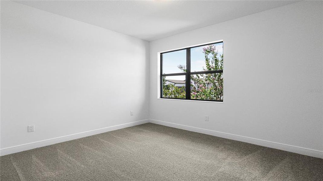 Spacious, unfurnished interior of a new home in Woodland Preserve, Parrish (Image 40).