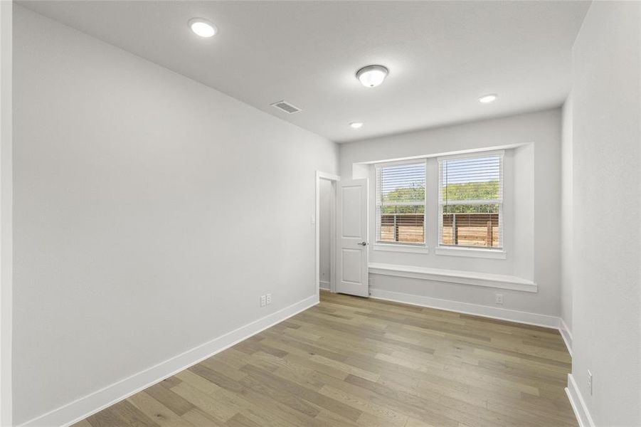 2105 Acorn Creek  Study