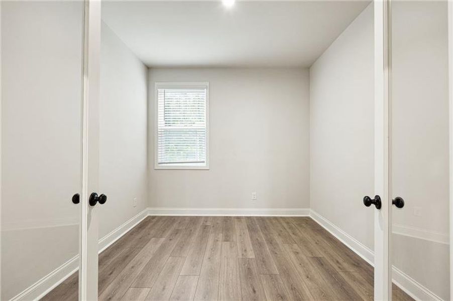 Spacious, unfurnished interior of a new home in Hillside Manor, Powder Springs (Image 46).