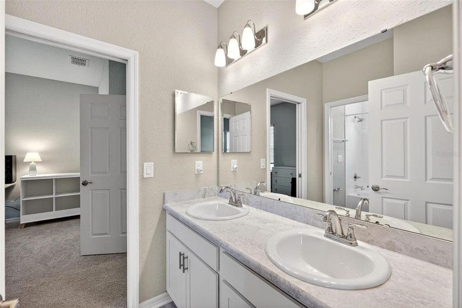 Furnished interior view inside a new home in Silver Springs Shores, Ocala (Image 42). Furnished interior view inside a new home in Silver Springs Shores, Ocala (Image 42).