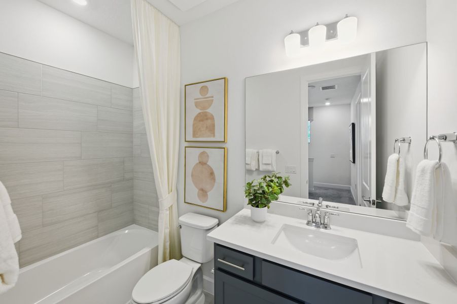 Representative furnished interior of a home built from the Nautical by Pulte Homes in Everton, Lantana (Image 7). Representative furnished interior of a home built from the Nautical by Pulte Homes in Everton, Lantana (Image 7).