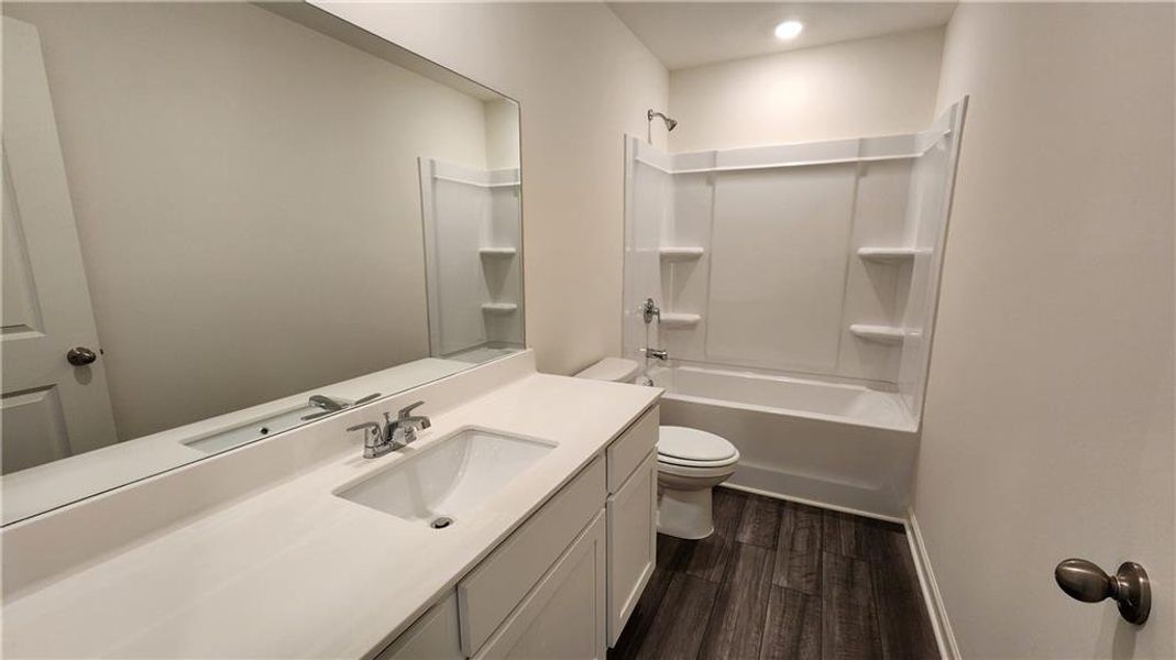 Furnished interior view inside a new home in Casteel, Bethlehem (Image 5).