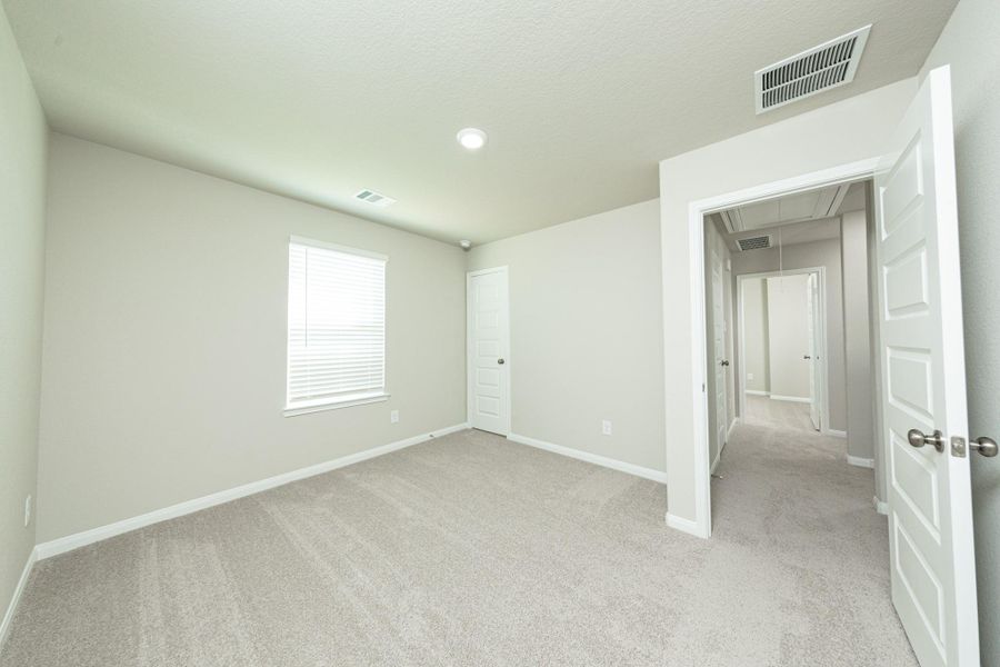 Spacious, unfurnished interior of a new home in Wayside Village, Houston (Image 8). Spacious, unfurnished interior of a new home in Wayside Village, Houston (Image 8).