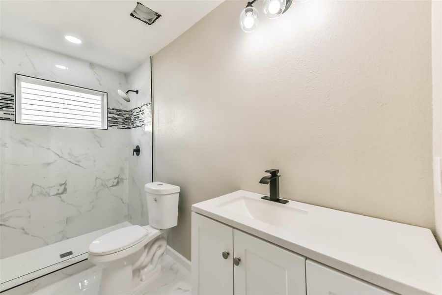 Furnished interior view inside a new home in , Houston (Image 5). Furnished interior view inside a new home in , Houston (Image 5).