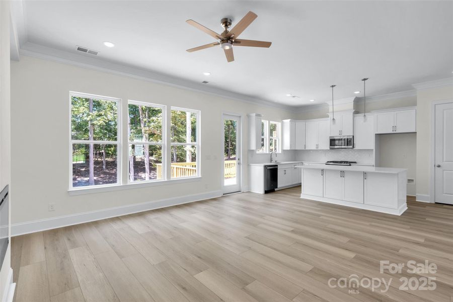 Image 30 of a home in .