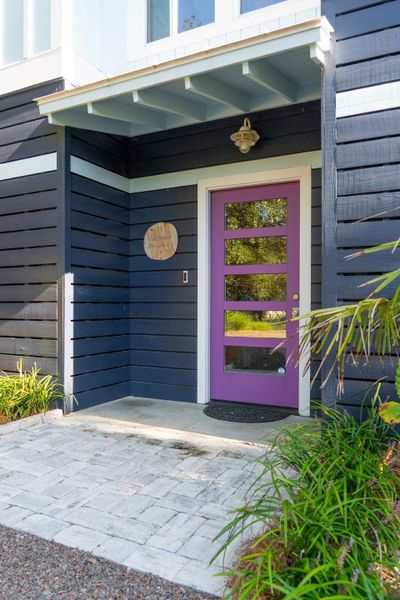 Exterior details and patio area of a home in , Folly Beach (Image 24).