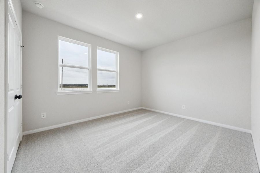 Spacious, unfurnished interior of a new home in Elyson, Katy (Image 22).