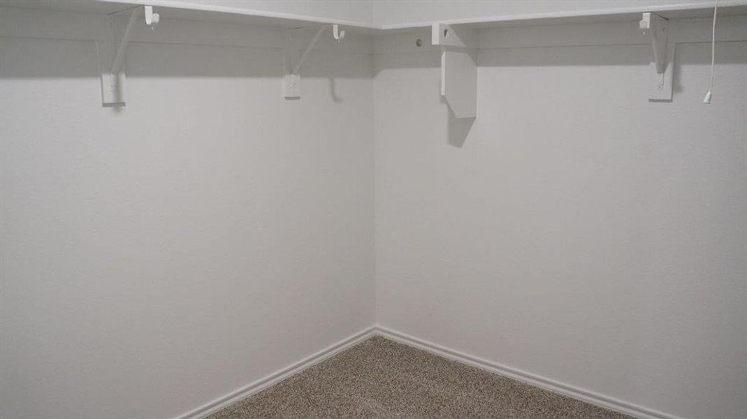 Spacious, unfurnished interior of a new home in Lonestar at Liberty Trails, Fort Worth (Image 16).