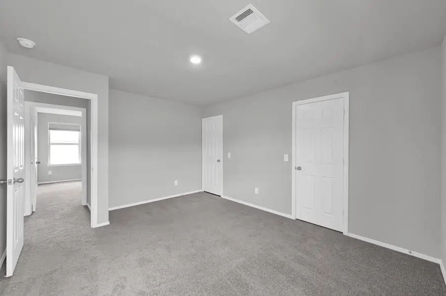 Image 5 of a home in Hidden Creek.