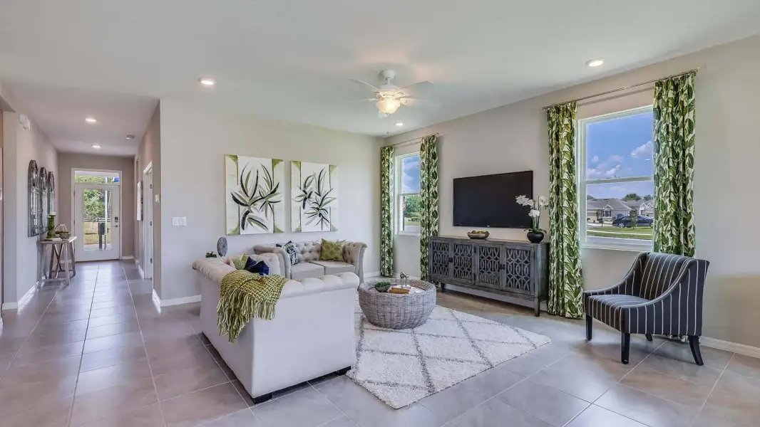 Furnished interior view inside a new home in Star Farms at Lakewood Ranch, Bradenton (Image 6). Furnished interior view inside a new home in Star Farms at Lakewood Ranch, Bradenton (Image 6).