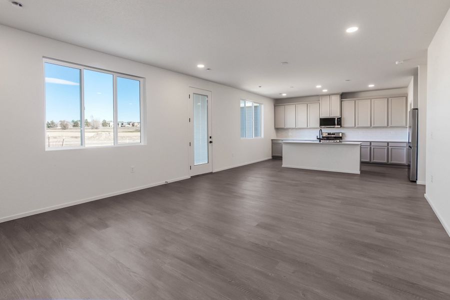 Spacious, unfurnished interior of a new home in Bloom, Fort Collins (Image 19).