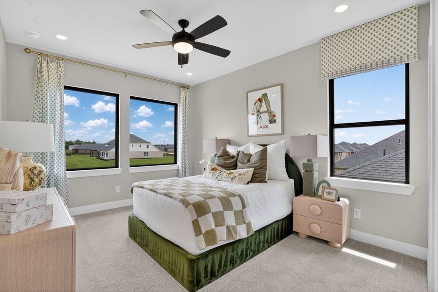 Representative furnished interior of a home built from the Vincent by Taylor Morrison in Ryehill, Rosenberg (Image 37).