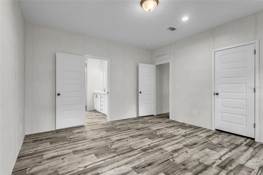 Spacious, unfurnished interior of a new home in , Bunnell (Image 15).