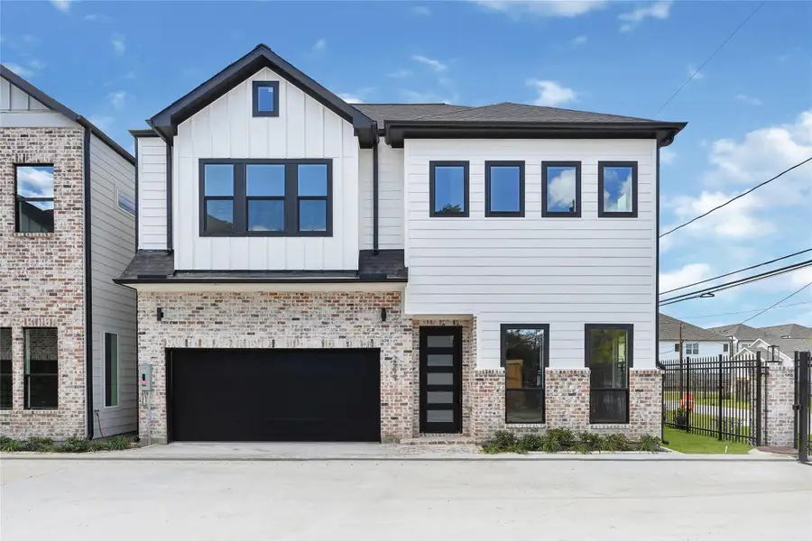 WELCOME TO 2599 Paul Quinn St WELCOME TO 2599 Paul Quinn St