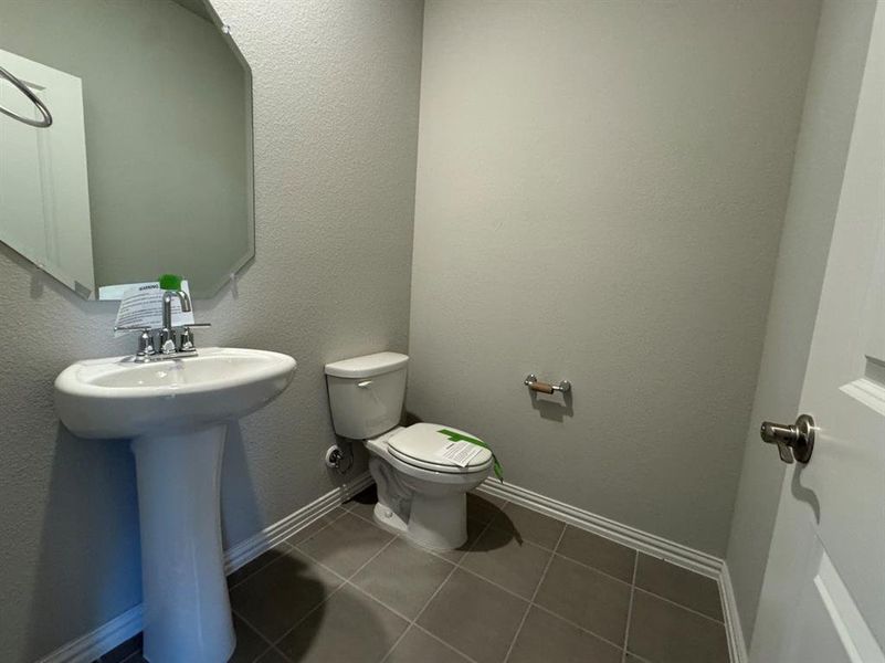 Furnished interior view inside a new home in Cibolo Hills, Fort Worth (Image 9). Furnished interior view inside a new home in Cibolo Hills, Fort Worth (Image 9).