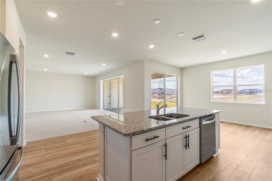 Furnished interior view inside a new home in , Orlando (Image 9).
