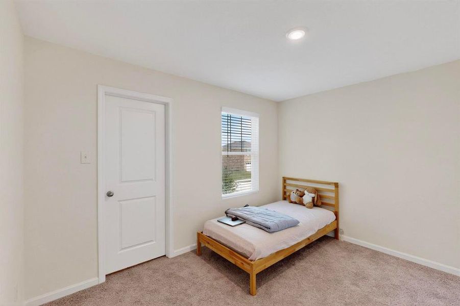 Furnished interior view inside a new home in Meadow Park, Melissa (Image 15). Furnished interior view inside a new home in Meadow Park, Melissa (Image 15).